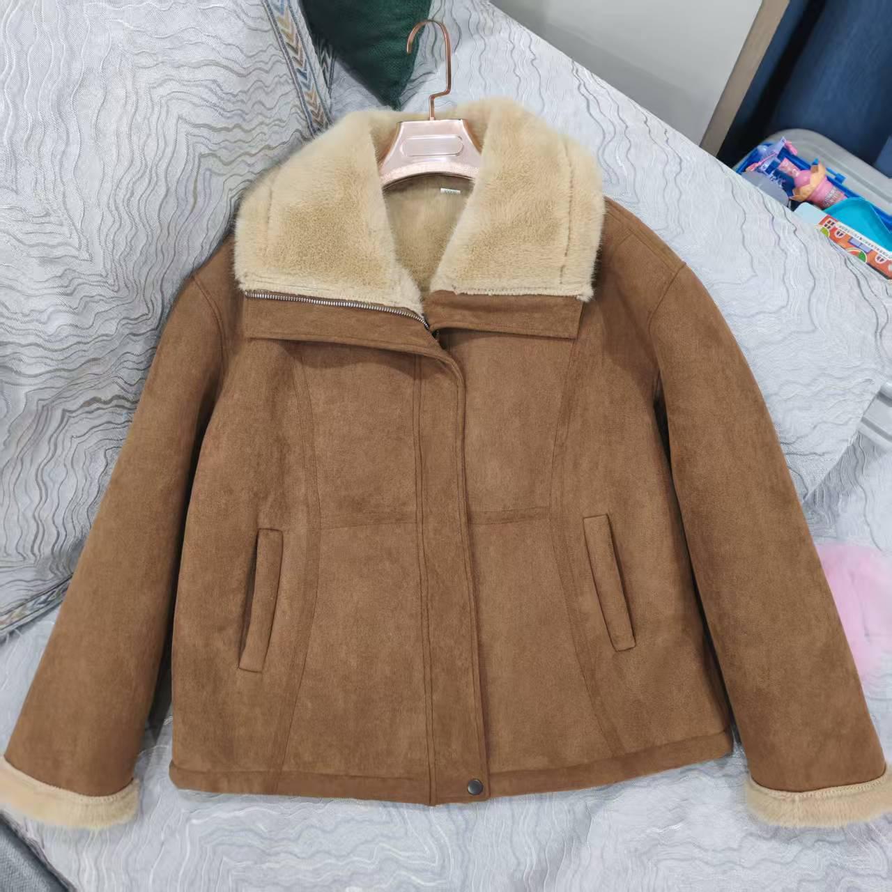 Winter Versatile Lapel Jacket: Stylish Casual Leather with Plus Velvet Fur Integration 2XL (90-120kg) хакі
Winter Versatile Lapel Jacket: Stylish Casual Leather with Plus Velvet Fur Integration 2XL (90-120kg) хакі