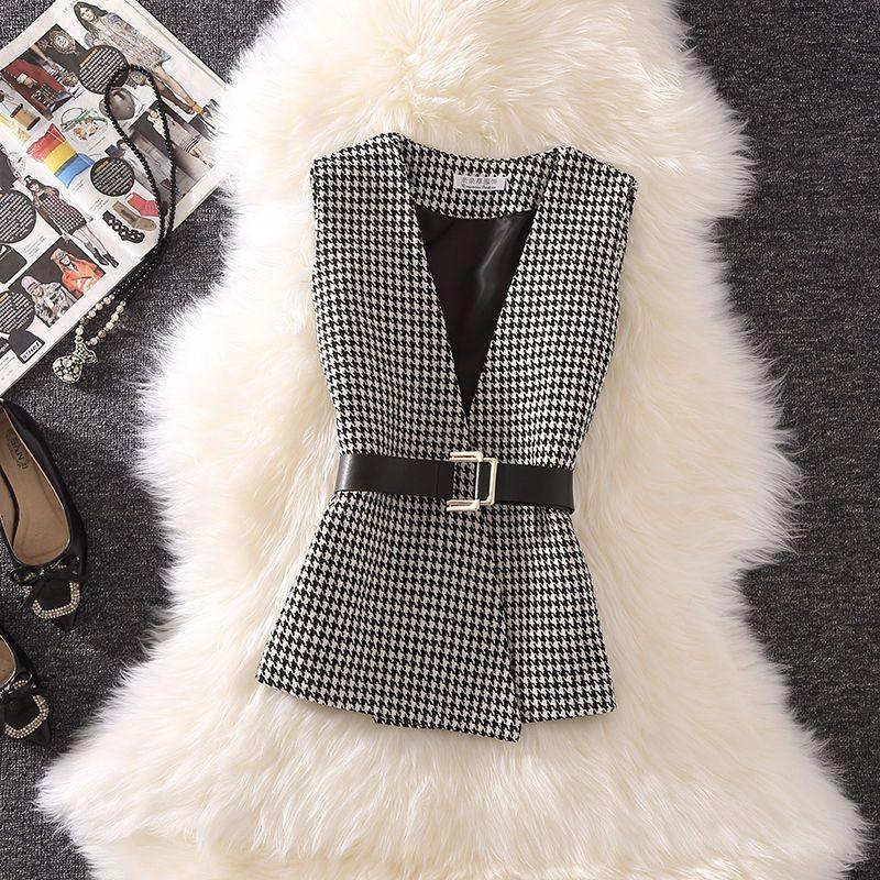 Women Sleeveless Vest Set Wool Blend Houndstooth Pattern Knitted Sweater Waistcoat with Belt Autumn Fashion Layered Outfit M Size M
Women Sleeveless Vest Set Wool Blend Houndstooth Pattern Knitted Sweater Waistcoat with Belt Autumn Fashion Layered Outfit M Size M
