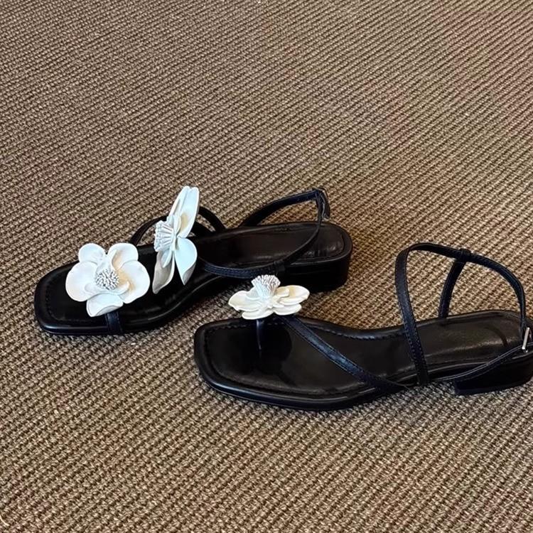 Sheepskin version~ Flower word with sandals women s summer new soft leather beach open-toed sandals 35
Sheepskin version~ Flower word with sandals women s summer new soft leather beach open-toed sandals 35