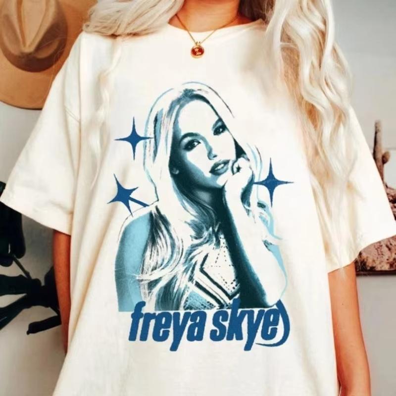 Freya Skye Womens Unisex Tshirt Descendants Zombies Worlds Collide Tour The Rise of Red Tee Summer Music Festival 2025 S
Freya Skye Womens Unisex Tshirt Descendants Zombies Worlds Collide Tour The Rise of Red Tee Summer Music Festival 2025 S