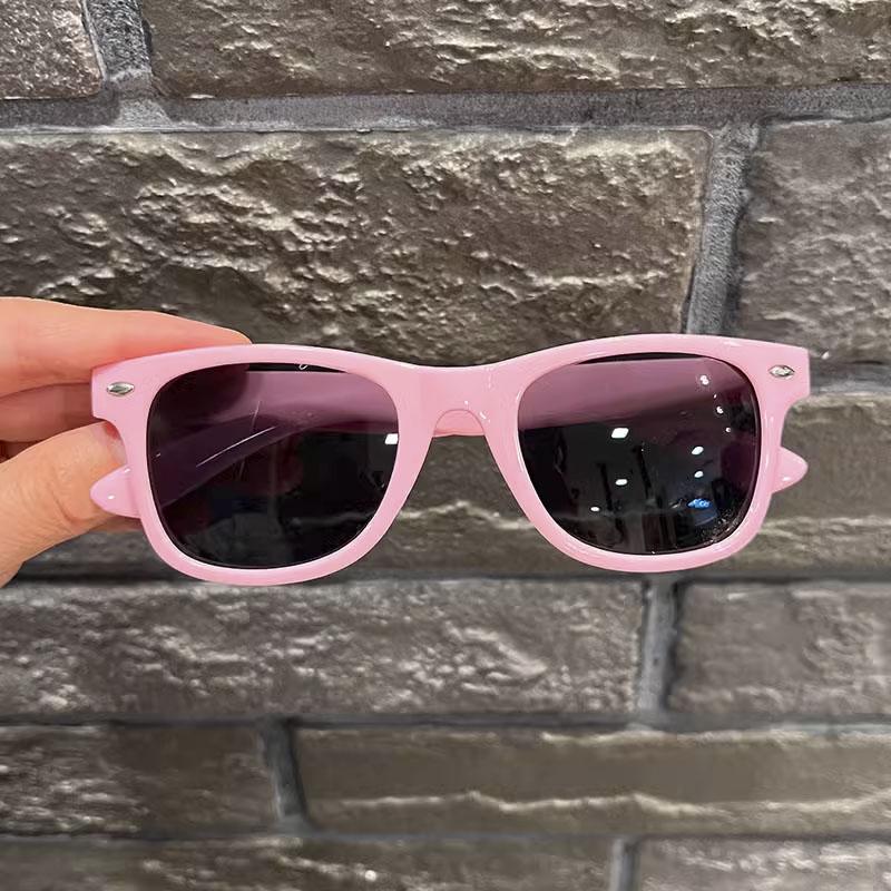 Children s Square Frame Sunglasses, Sun Protection Sunglasses, Simple and Versatile Trendy Festival,Suit For Adult Women/Men розовый
Children s Square Frame Sunglasses, Sun Protection Sunglasses, Simple and Versatile Trendy Festival,Suit For Adult Women/Men розовый