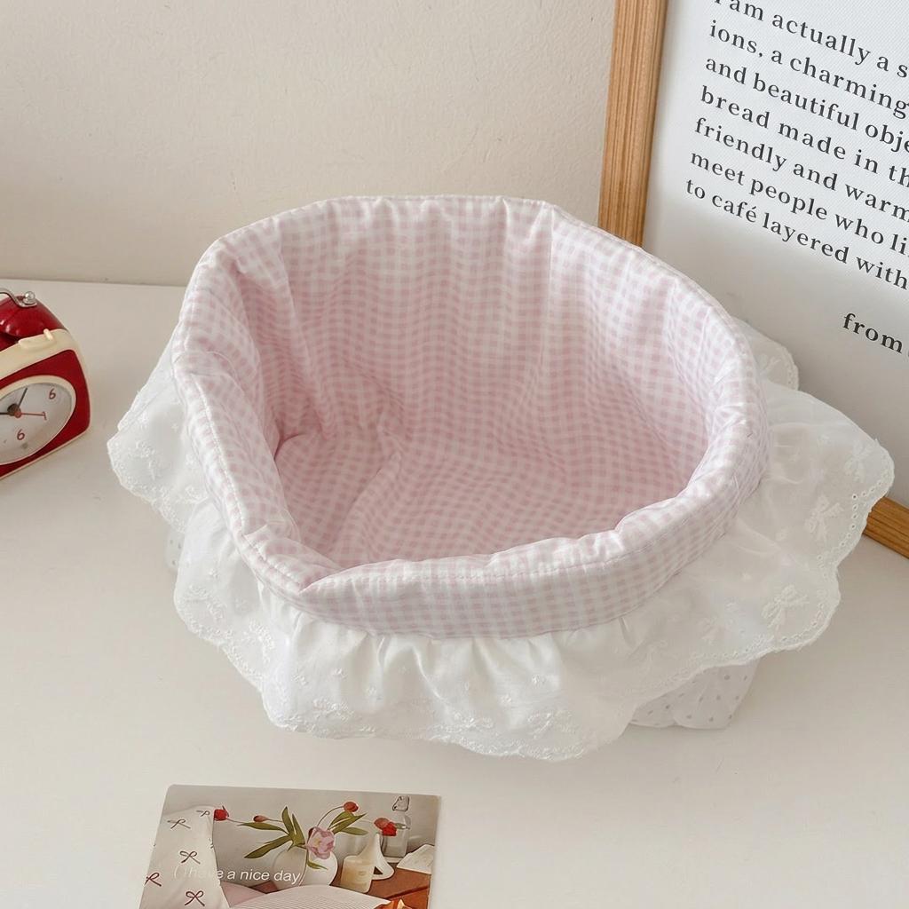 Cotton Fabric Storage Basket Polka Dot Lace Ruffle Cute Desktop Organizer for Sundries Snacks Home Storage Organization рожевий
Cotton Fabric Storage Basket Polka Dot Lace Ruffle Cute Desktop Organizer for Sundries Snacks Home Storage Organization рожевий