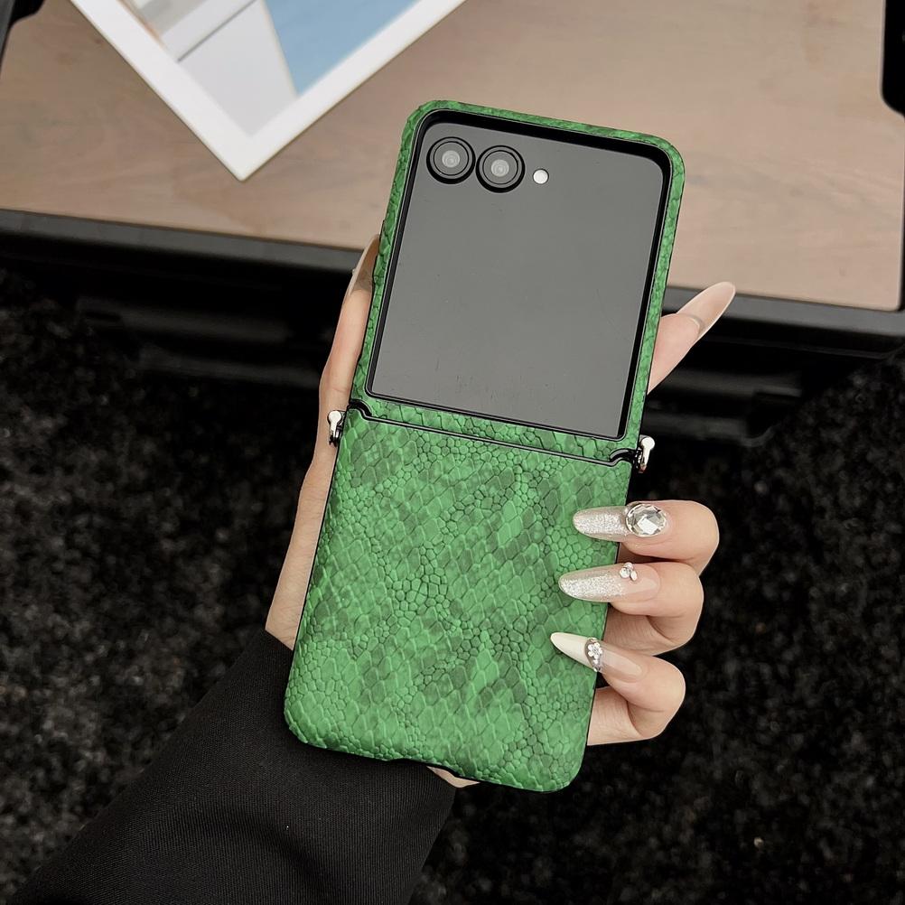 Plain Python Skin Pattern Side-hung Phone Case For Samsung Z Flip 7 flip7 Flip 6 Galaxy Z Flip 6 5 Slim Hard Protect Cover Galaxy Z Flip7
Plain Python Skin Pattern Side-hung Phone Case For Samsung Z Flip 7 flip7 Flip 6 Galaxy Z Flip 6 5 Slim Hard Protect Cover Galaxy Z Flip7