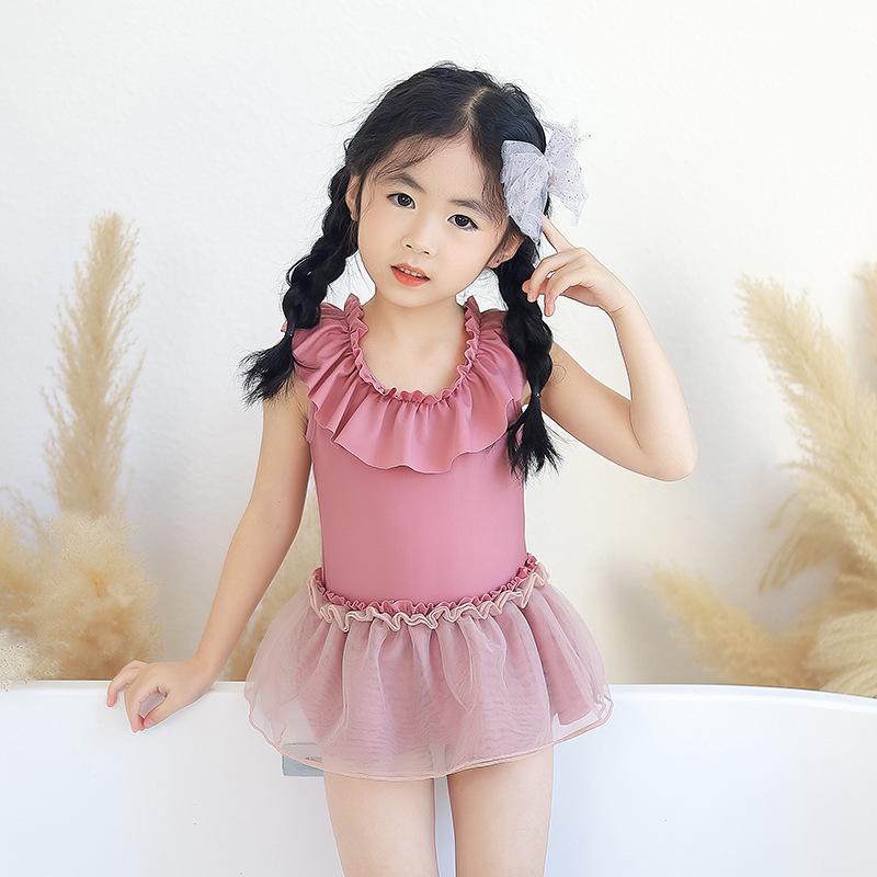 2022 New Princess One-Piece Girls Swimsuit - Skirt Style for Children and Toddlers 110
2022 New Princess One-Piece Girls Swimsuit - Skirt Style for Children and Toddlers 110