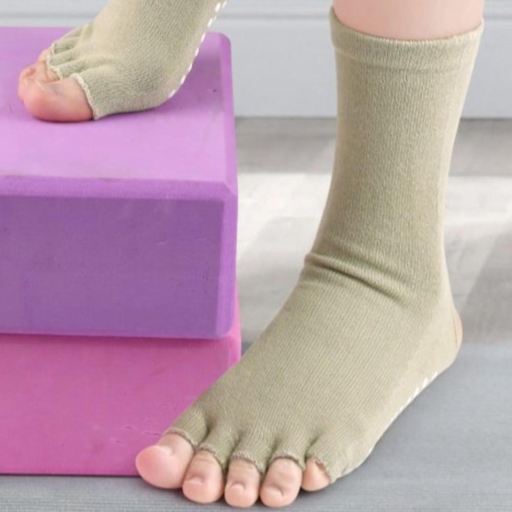 Toe Separation Exposed Sport Five Finger Socks Cotton Hosiery Short Cotton Socks Girls сірий
Toe Separation Exposed Sport Five Finger Socks Cotton Hosiery Short Cotton Socks Girls сірий