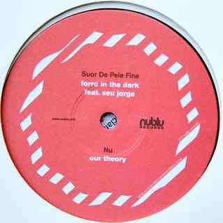 10inch Record VARIOUS - Untitled NUPR001 Nublu Records 2005 US Dance & Electronica Used
10inch Record VARIOUS - Untitled NUPR001 Nublu Records 2005 US Dance & Electronica Used