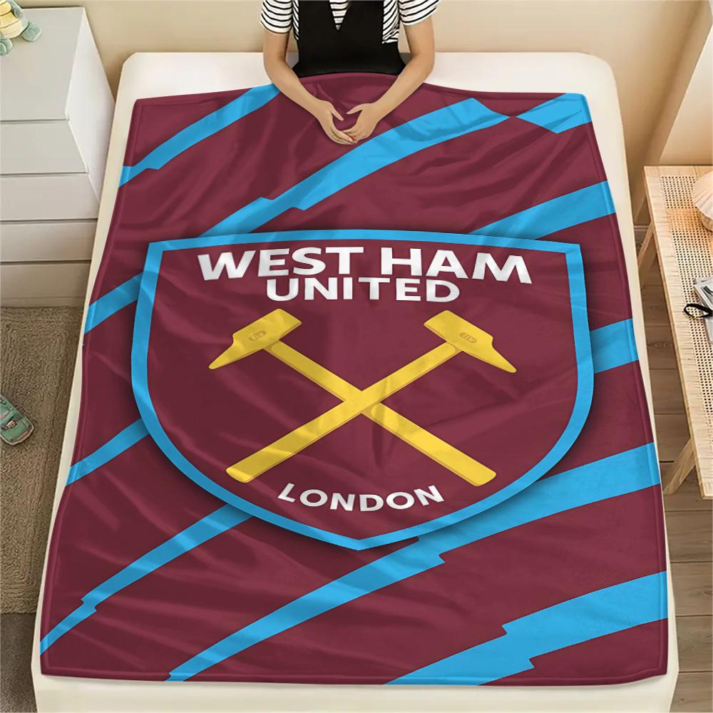 1PC West Ham United Print Flannel Blanket, High quality All Seasons, Home Decor, Warmth and Comfort, Perfect for Christmas Gifts 80cm x 120cm
1PC West Ham United Print Flannel Blanket, High quality All Seasons, Home Decor, Warmth and Comfort, Perfect for Christmas Gifts 80cm x 120cm