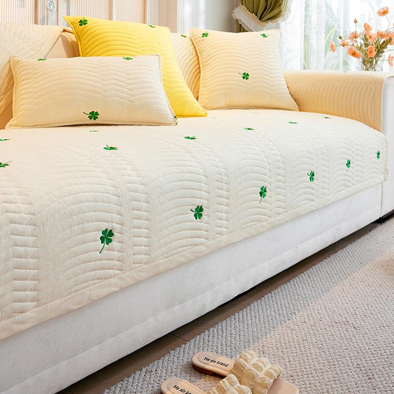 Sofa Cushion High-Grade Washed Cotton Universal Living Room Simple Wind Sofa Cover Backrest Towel Soft Comfortable 70*70cm
Sofa Cushion High-Grade Washed Cotton Universal Living Room Simple Wind Sofa Cover Backrest Towel Soft Comfortable 70*70cm