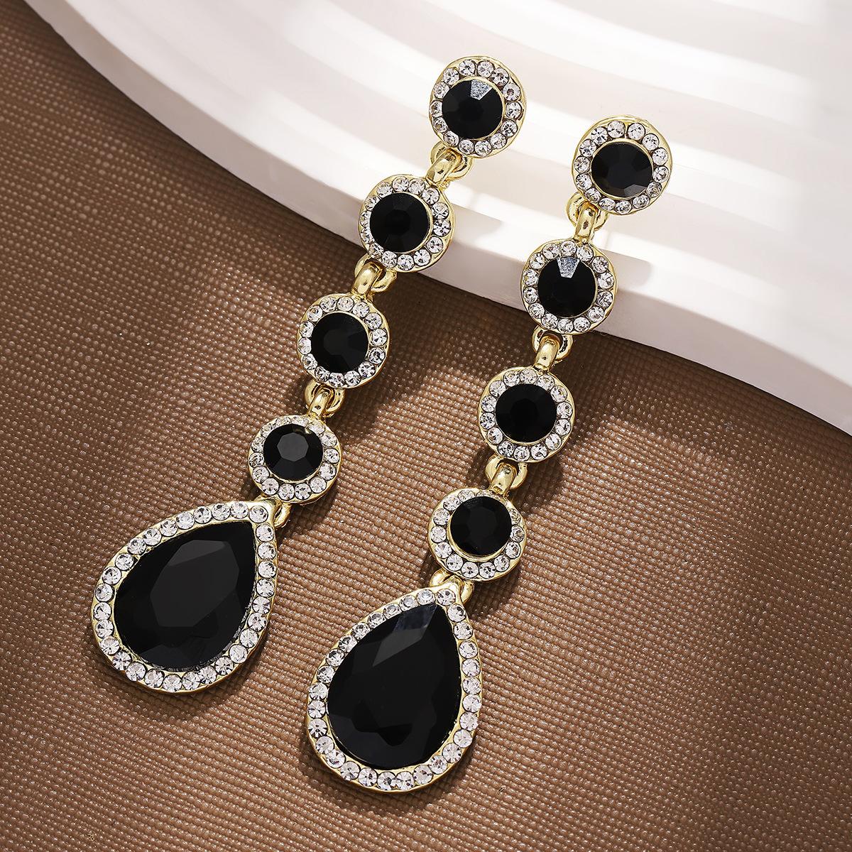 Exaggerated Vintage Palace Rhinestone Long Earrings For Women Luxury Water Drop Eardrops Evening Party Statement Jewelry чорний
Exaggerated Vintage Palace Rhinestone Long Earrings For Women Luxury Water Drop Eardrops Evening Party Statement Jewelry чорний