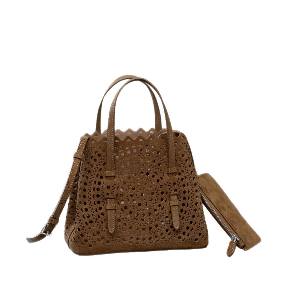 2025 And New Style Top Layer Cowhide Pleated Flap Hollow Floral Weave Retro Hundreds Of Matching Single Shoulder Bag 16x8.5x18cm коричневый
2025 And New Style Top Layer Cowhide Pleated Flap Hollow Floral Weave Retro Hundreds Of Matching Single Shoulder Bag 16x8.5x18cm коричневый