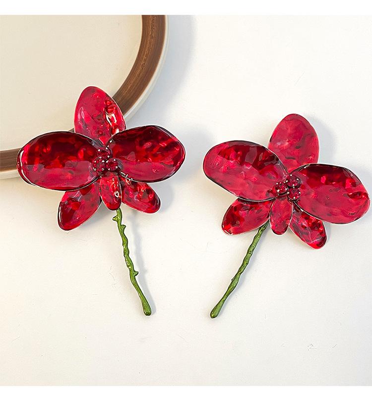 Новые винтажные серьги с эмалью и цветами, индивидуальные преувеличенные европейские модные металлические серьги с капельками и цветами для женщин, подарок на день рождения красный
Новые винтажные серьги с эмалью и цветами, индивидуальные преувеличенные европейские модные металлические серьги с капельками и цветами для женщин, подарок на день рождения красный