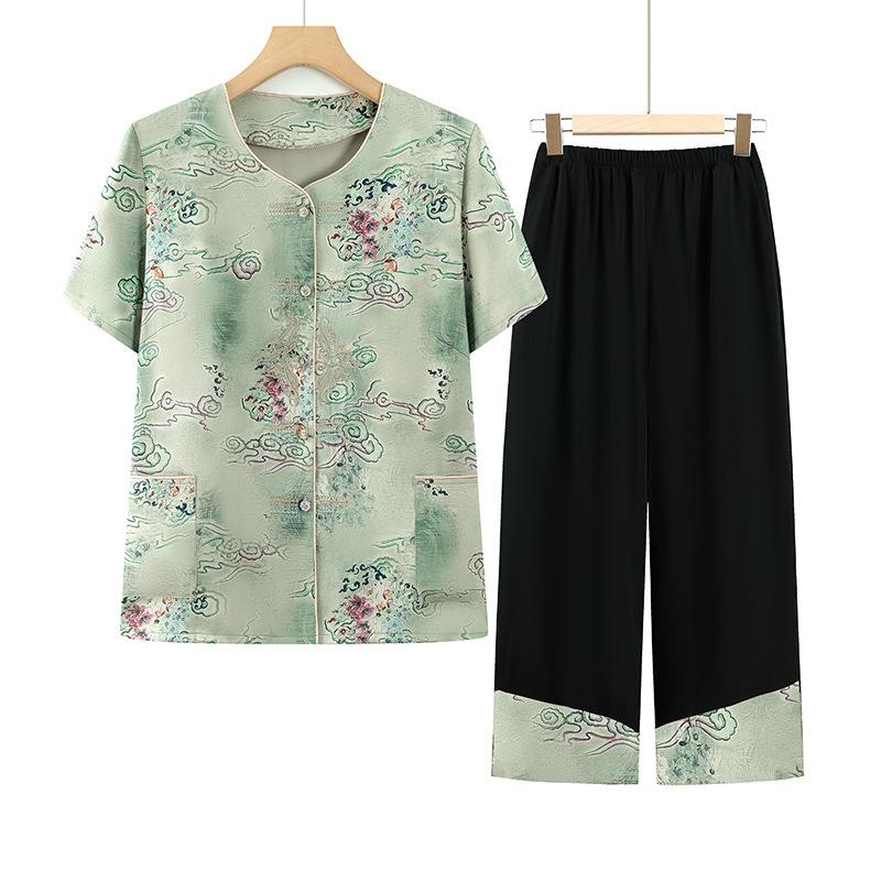 Women s Summer Two-Piece Middle-Aged Fashion: Grandma s Shirt & Pants Set 2XL - 115-125 kg
Women s Summer Two-Piece Middle-Aged Fashion: Grandma s Shirt & Pants Set 2XL - 115-125 kg