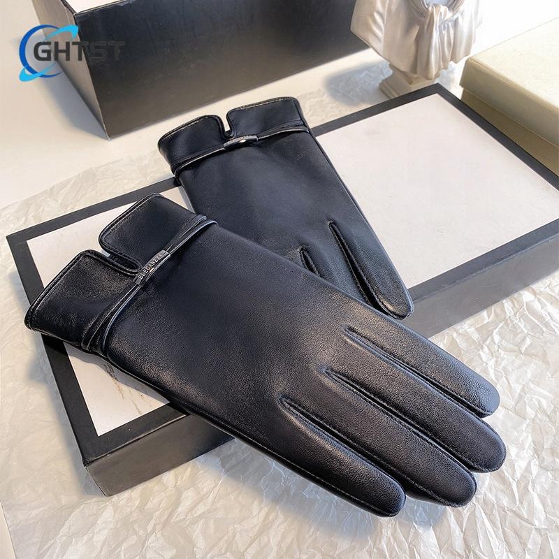 Popular Women Gloves Lambskin Leather Driving Riding Fashion Bow Windproof guantes mujer Winter Warm High-quality Mittens L
Popular Women Gloves Lambskin Leather Driving Riding Fashion Bow Windproof guantes mujer Winter Warm High-quality Mittens L