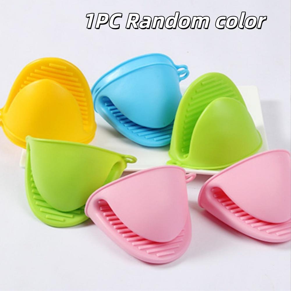 Silicone Non-Slip Kitchen Tongs, Heat Resistant Baking Oven Mitts for Bowls Plates, Secure Grip Utensils
Silicone Non-Slip Kitchen Tongs, Heat Resistant Baking Oven Mitts for Bowls Plates, Secure Grip Utensils