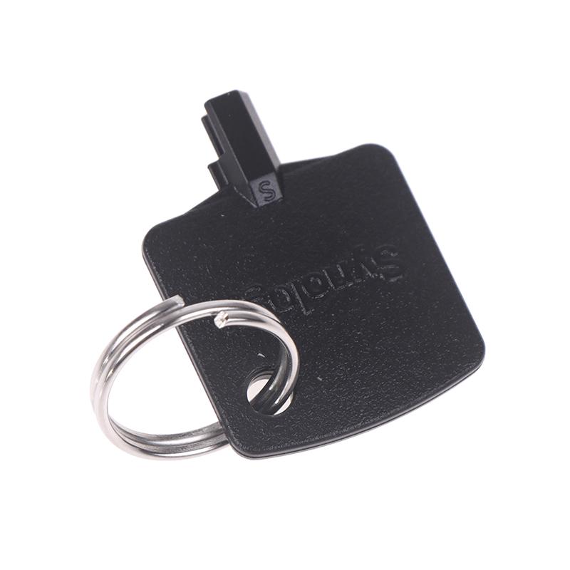 1 шт. Ключ отсека для жесткого диска Synology Ключ от отсека для NAS-накопителя Для Ds923+ 920+ Ds1621+ Ds1821+ и т. д. Ключ от отсека для жесткого диска
1 шт. Ключ отсека для жесткого диска Synology Ключ от отсека для NAS-накопителя Для Ds923+ 920+ Ds1621+ Ds1821+ и т. д. Ключ от отсека для жесткого диска