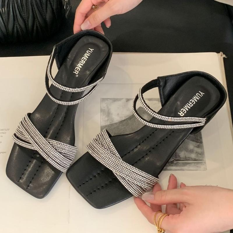 Fashion Bling Rhinestone Cross Tied Slippers Women Fashion Square Toe Wedges Slide Sandals Luxury Banquet Brand Designer Dress Shoes 40 чёрный
Fashion Bling Rhinestone Cross Tied Slippers Women Fashion Square Toe Wedges Slide Sandals Luxury Banquet Brand Designer Dress Shoes 40 чёрный