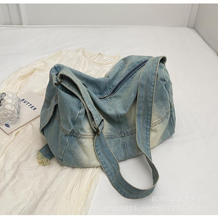 Retro old denim underarm bag women s 2025 new large-capacity denim shoulder bag Spice girl versatile messenger bag
Retro old denim underarm bag women s 2025 new large-capacity denim shoulder bag Spice girl versatile messenger bag
