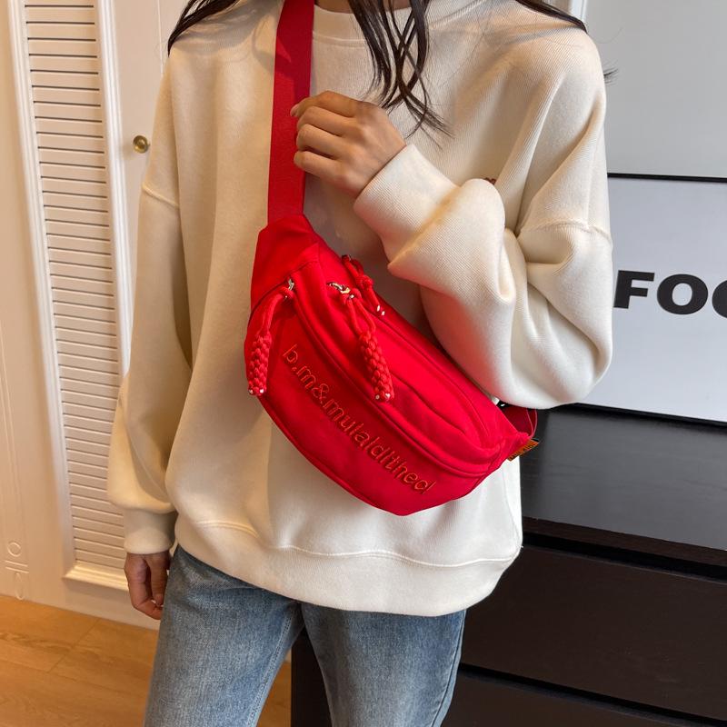 2023 Unisex Trendy Minimalist Chest & Crossbody Bag: Versatile Embroidered Sports Waist and Shoulder Bag for Students зелений
2023 Unisex Trendy Minimalist Chest & Crossbody Bag: Versatile Embroidered Sports Waist and Shoulder Bag for Students зелений