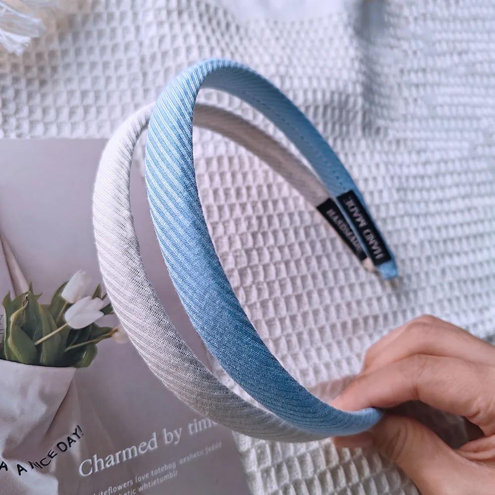 2 шт. Европейский и американский однотонный синий стиль повязка на голову резинки для волос обруч для женщин девушек праздник корейские аксессуары для волос
2 шт. Европейский и американский однотонный синий стиль повязка на голову резинки для волос обруч для женщин девушек праздник корейские аксессуары для волос