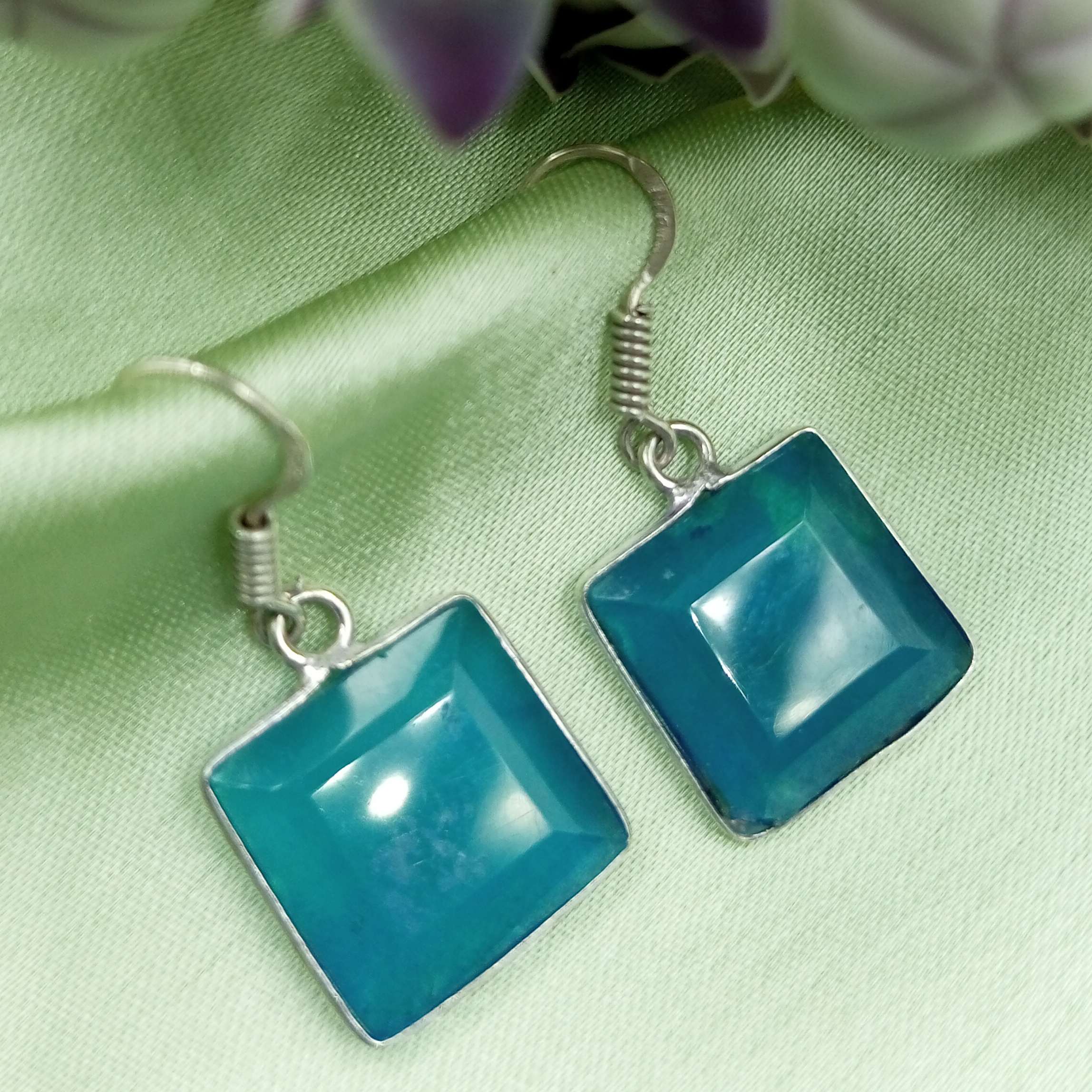 Голубой топаз Gemstone 925 Sterling Silver Plated Hook Женские серьги Ювелирные изделия WHE-E7
Голубой топаз Gemstone 925 Sterling Silver Plated Hook Женские серьги Ювелирные изделия WHE-E7