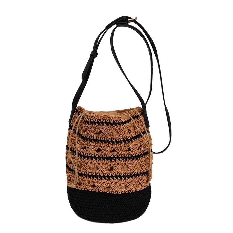 Bucket Bag with Striped Stitching - Beach Bag for Vacation, Crossbody and Shoulder Bag чёрный/хаки
Bucket Bag with Striped Stitching - Beach Bag for Vacation, Crossbody and Shoulder Bag чёрный/хаки