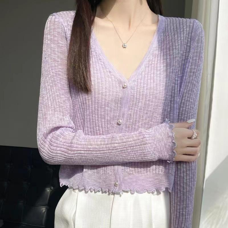 Французский темперамент нежный трикотажный свитер с V-образным вырезом модный зарубежный стиль универсальный свитер для кондиционированного воздуха милый свитер с длинными рукавами для защиты от солнца One Size F
Французский темперамент нежный трикотажный свитер с V-образным вырезом модный зарубежный стиль универсальный свитер для кондиционированного воздуха милый свитер с длинными рукавами для защиты от солнца One Size F