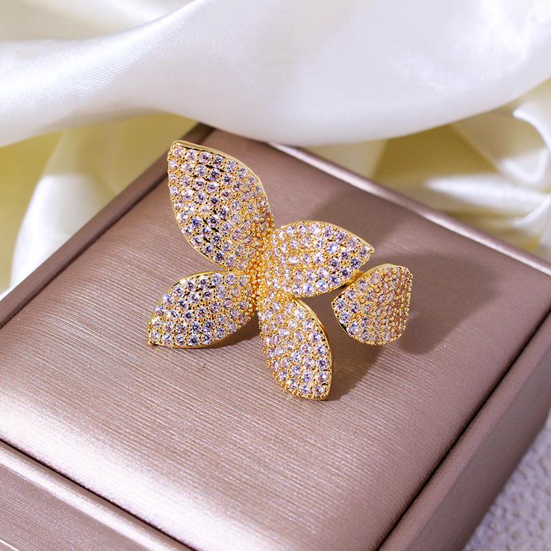 New Fashion Luxury Cubic Zirconia Women s Rings Oversized Butterfly Flower Rings for Women Open Resizable Female Engagement Ring resizable
New Fashion Luxury Cubic Zirconia Women s Rings Oversized Butterfly Flower Rings for Women Open Resizable Female Engagement Ring resizable