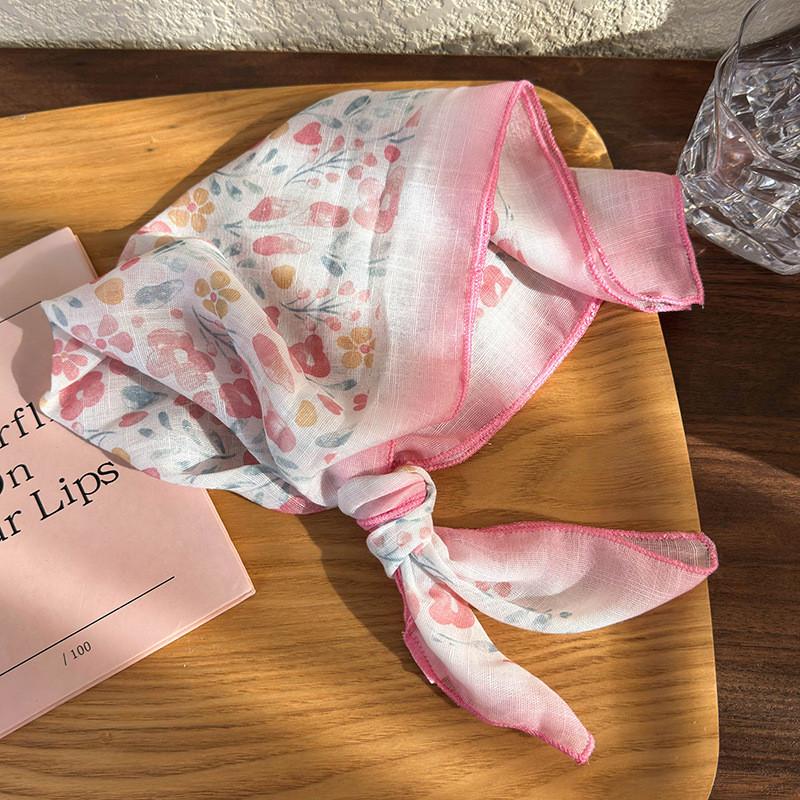 Cloth Floral Square Scarf Headband Women Retro Bow Silk Scarf Versatile Fashion Hair Band Hair Accessories
Cloth Floral Square Scarf Headband Women Retro Bow Silk Scarf Versatile Fashion Hair Band Hair Accessories