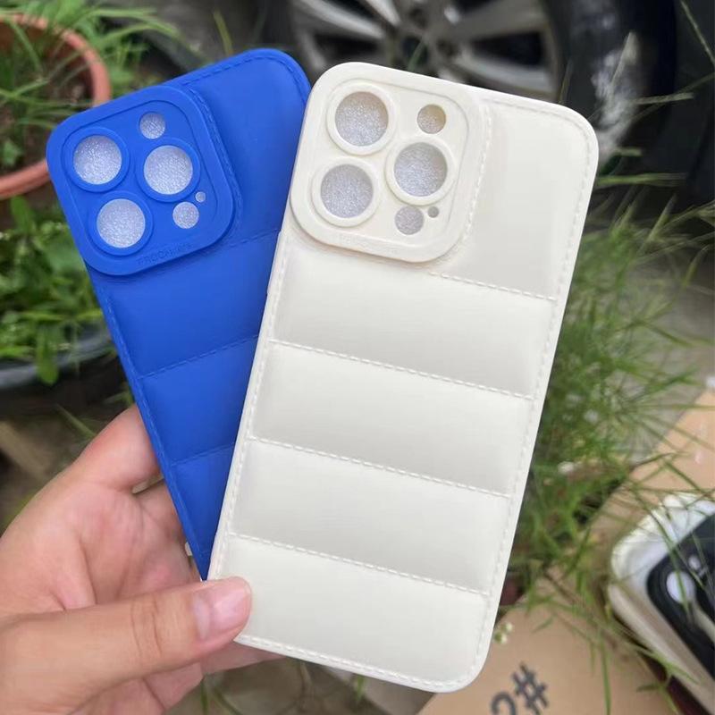 TPU Down Jacket Is Suitable for Apple 16 Phone Case, Simple and Fine-hole 15Pro Full Cover Anti-drop Protective Case Apple 16Plus
TPU Down Jacket Is Suitable for Apple 16 Phone Case, Simple and Fine-hole 15Pro Full Cover Anti-drop Protective Case Apple 16Plus