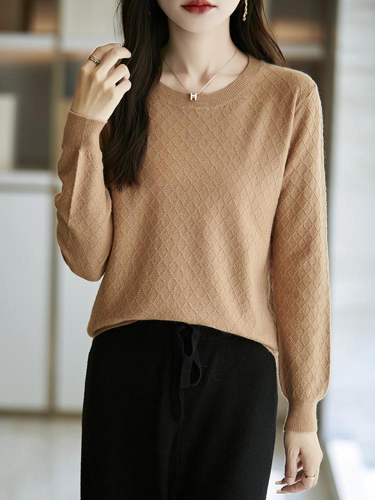 2024 Women s Autumn/Winter Loose Knit Pullover Sweater - Solid Color, Long Sleeve, Round Neck Base Layer 2XL
2024 Women s Autumn/Winter Loose Knit Pullover Sweater - Solid Color, Long Sleeve, Round Neck Base Layer 2XL