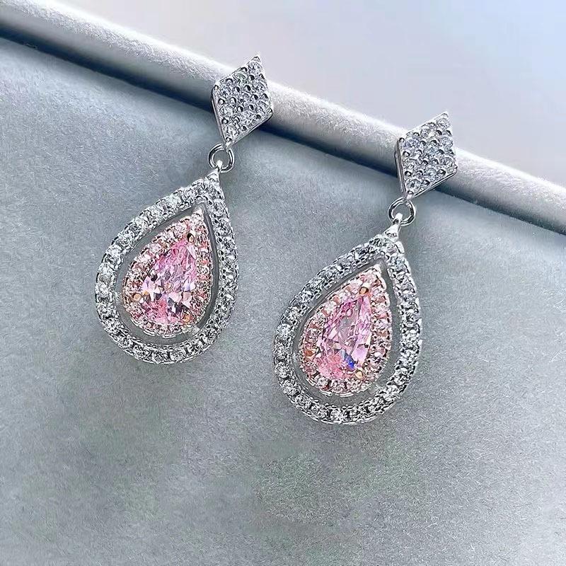 Hui Zhi Yi 2023 Elegant Pear-Shaped Pink Diamond 4x7mm Earrings in 925 Silver 925 Silver
Hui Zhi Yi 2023 Elegant Pear-Shaped Pink Diamond 4x7mm Earrings in 925 Silver 925 Silver