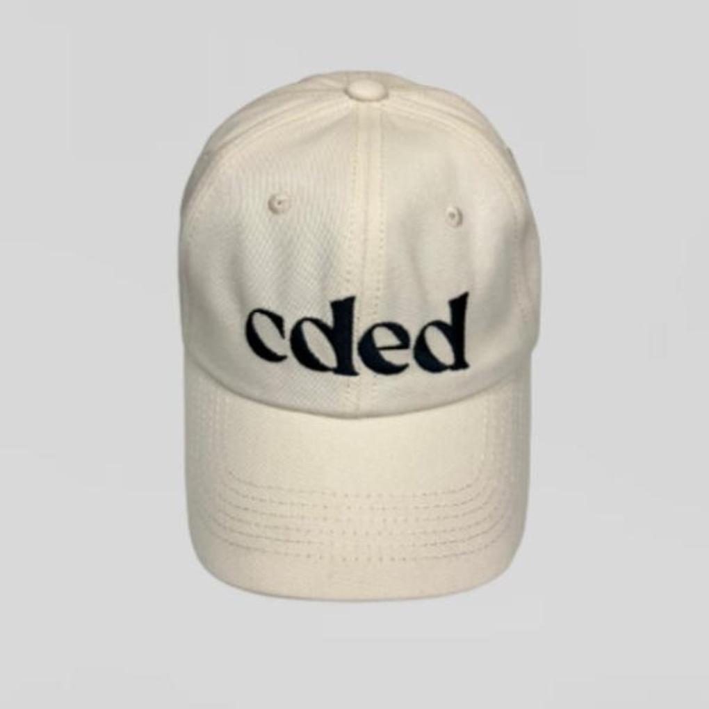 Signature Ball Cap CDAC23A12_ 94 IVORY
Signature Ball Cap CDAC23A12_ 94 IVORY