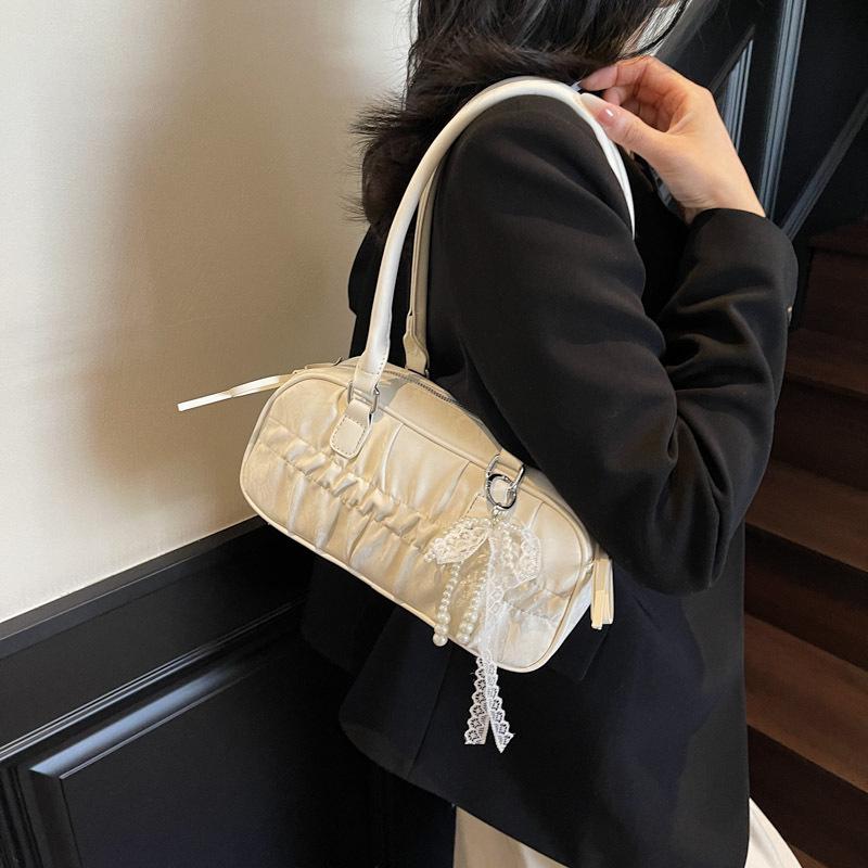 Bag Women s Underarm Bag 2025 Spring New Niche Folded Portable Bowling Bag Versatile Shoulder Bag срібний
Bag Women s Underarm Bag 2025 Spring New Niche Folded Portable Bowling Bag Versatile Shoulder Bag срібний