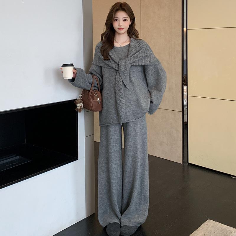 Stylish 2025 Maternity Three-Piece Set with Elegant Hollow Triangle Shawl L
Stylish 2025 Maternity Three-Piece Set with Elegant Hollow Triangle Shawl L