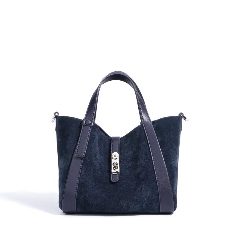 New large-capacity vegetable basket handbag autumn and winter niche design retro versatile messenger commuter women s bag сапфірове скло синього кольору кольору
New large-capacity vegetable basket handbag autumn and winter niche design retro versatile messenger commuter women s bag сапфірове скло синього кольору кольору