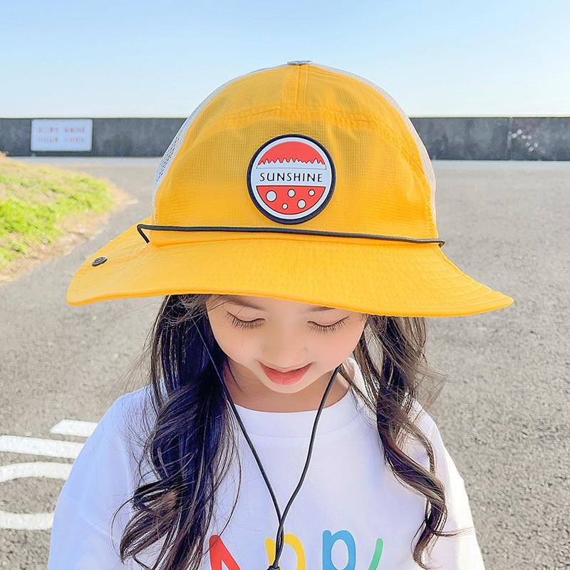 Дитячий літній сонцезахисний капелюх для хлопчиків та дівчаток з помпоном та широкими полями. Захист від сонця для пляжу та парку. жовтий
Дитячий літній сонцезахисний капелюх для хлопчиків та дівчаток з помпоном та широкими полями. Захист від сонця для пляжу та парку. жовтий