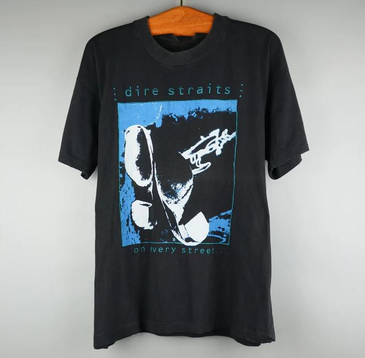 Vtg Dire Straits On Every Street Cotton Black All Size Unisex Shirt Unisex T-Shirt L
Vtg Dire Straits On Every Street Cotton Black All Size Unisex Shirt Unisex T-Shirt L