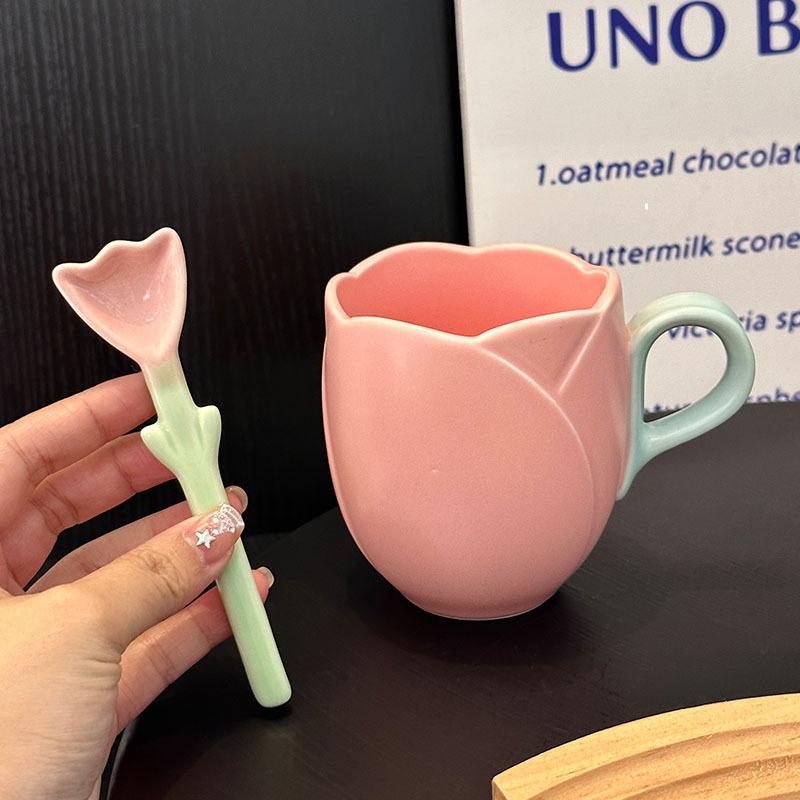 Embossed Ceramic Tulip Shape Niche Design Coffee Cup for Office Girls with Good Looks and Exquisite Souvenirs 350ml
Embossed Ceramic Tulip Shape Niche Design Coffee Cup for Office Girls with Good Looks and Exquisite Souvenirs 350ml