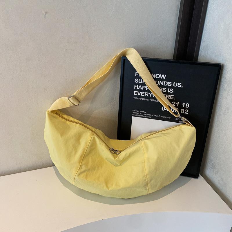 Fashion trend large-capacity tote bag 2025 spring foreign casual texture simple women s shoulder messenger bag жёлтый
Fashion trend large-capacity tote bag 2025 spring foreign casual texture simple women s shoulder messenger bag жёлтый