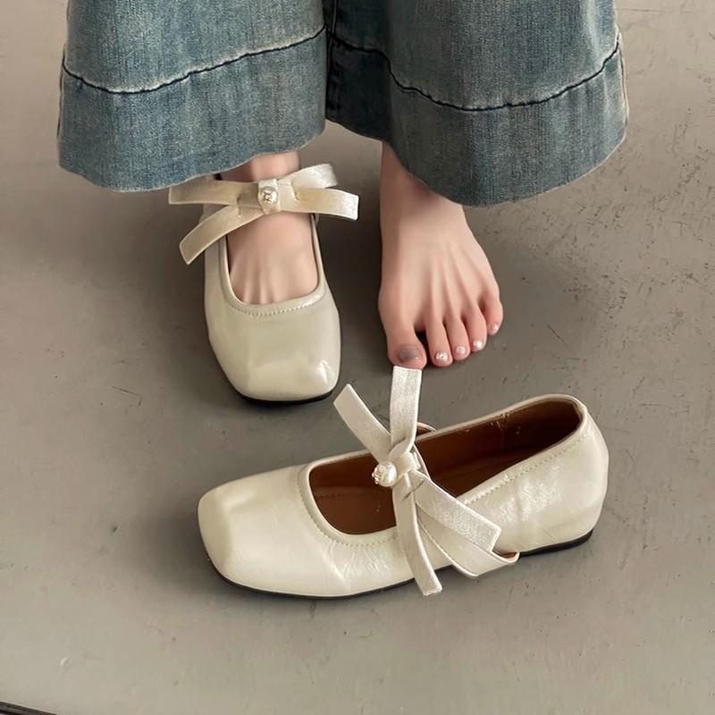 Retro fashion summer bow Mary Jane shoes women s shoes inner height increase spring new Korean version with skirt fashion shoes 35 чорний
Retro fashion summer bow Mary Jane shoes women s shoes inner height increase spring new Korean version with skirt fashion shoes 35 чорний