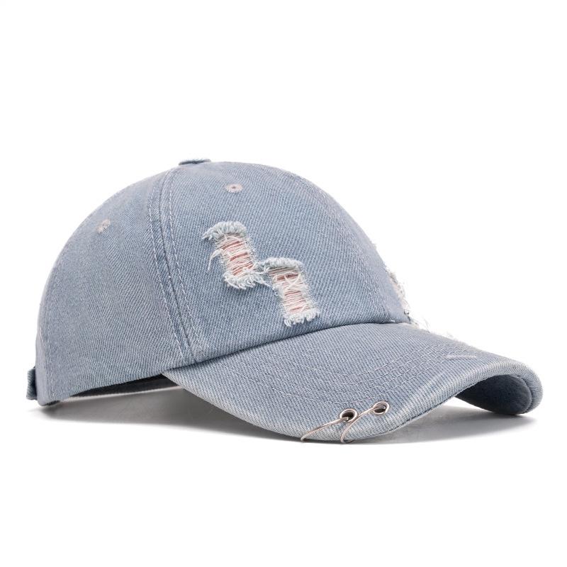 Мужская бейсболка женская весна лето вышитая буква шляпа от солнца синий
Мужская бейсболка женская весна лето вышитая буква шляпа от солнца синий