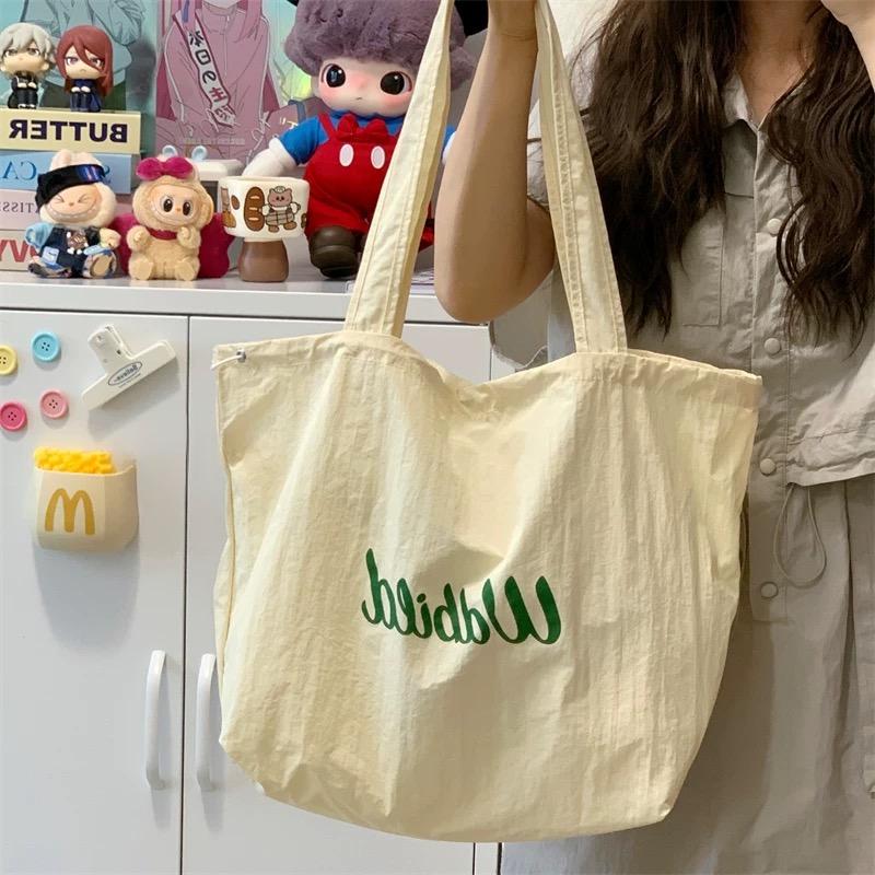 Women s 2025 Lightweight Canvas Tote Bag - Large Capacity, Drawstring, Relaxed Shoulder Handbag
Women s 2025 Lightweight Canvas Tote Bag - Large Capacity, Drawstring, Relaxed Shoulder Handbag