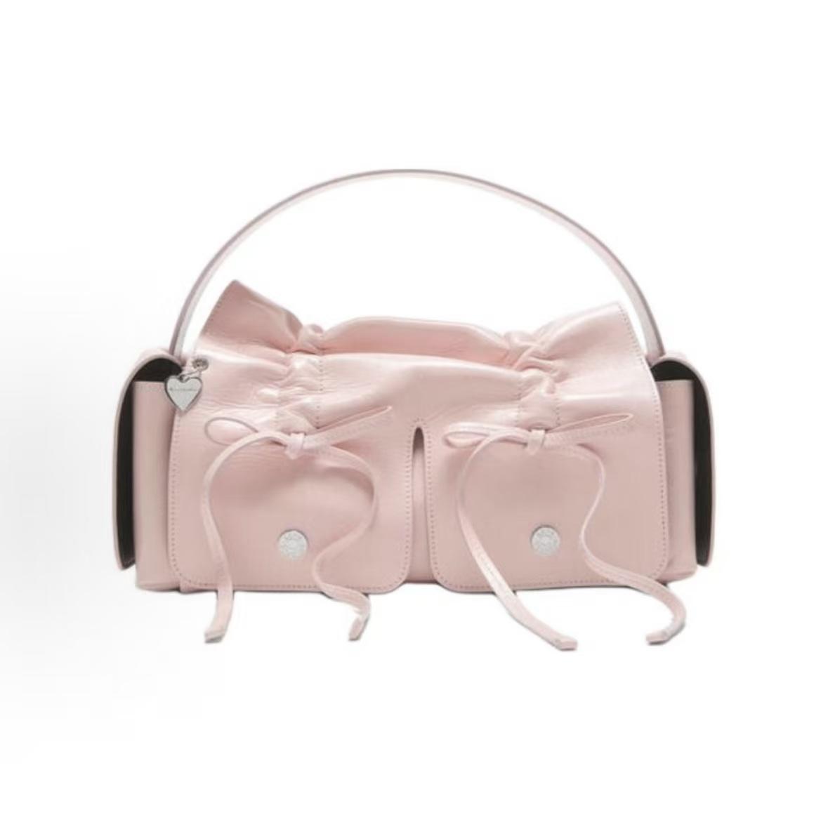 Acne Studios Knot Tie Studded Magnetic Closure Leather Tote Bag Women Handbags Pink A10432-AD5 Basic Set (Bag+Dust Bag)
Acne Studios Knot Tie Studded Magnetic Closure Leather Tote Bag Women Handbags Pink A10432-AD5 Basic Set (Bag+Dust Bag)
