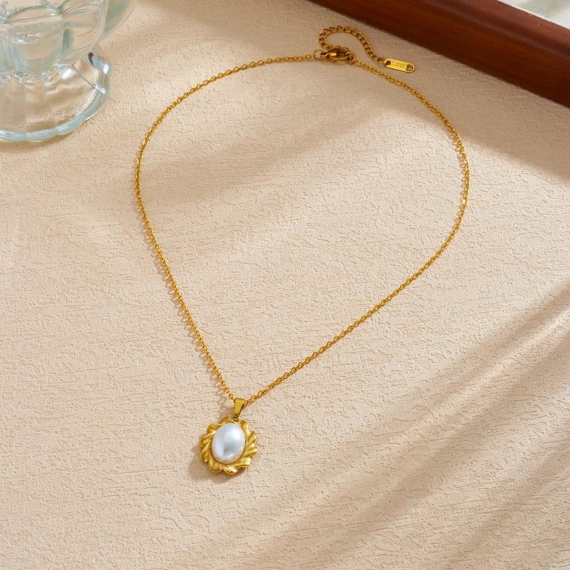 Gold Plated Stainless Steel Vintage Frame Pearl Pendant Necklace for Women золотой
Gold Plated Stainless Steel Vintage Frame Pearl Pendant Necklace for Women золотой