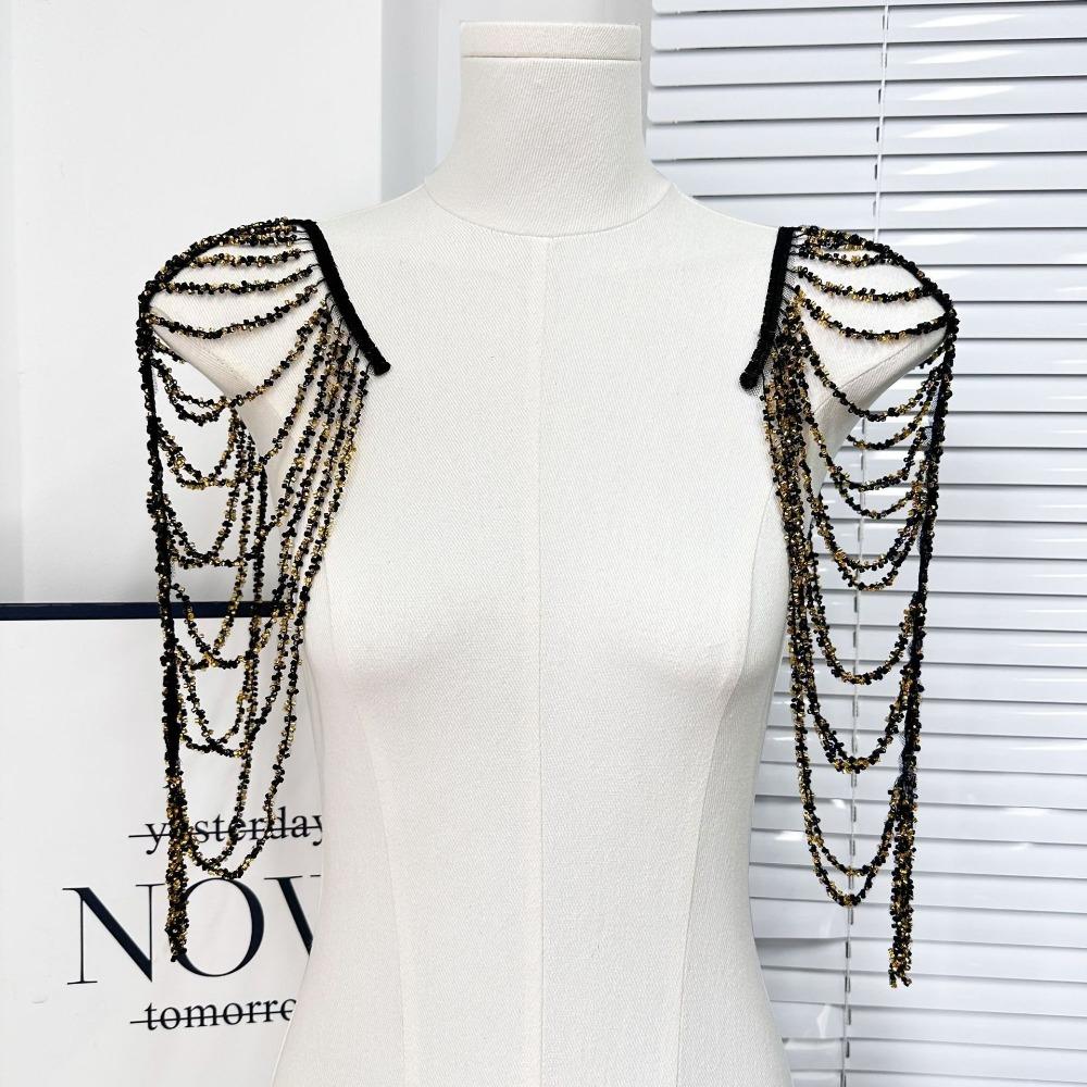 1PC Luxury Beaded Uniform Epaulets Handwoven Party Costume Epaulettes Wedding Party Performance
1PC Luxury Beaded Uniform Epaulets Handwoven Party Costume Epaulettes Wedding Party Performance