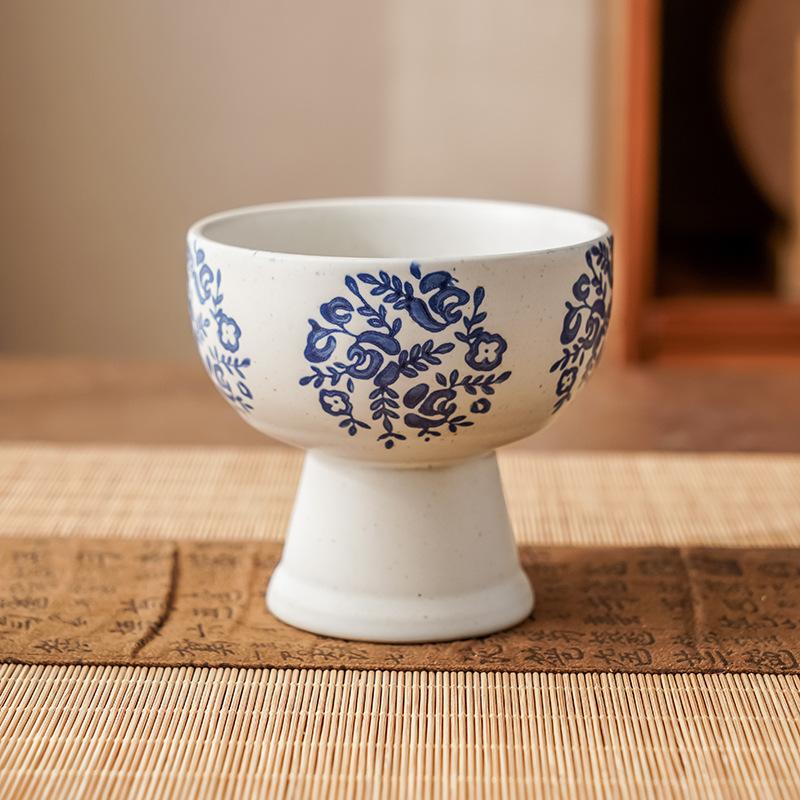 Японская керамическая ваза на подставке, расписанная вручную синим и белым, тарелка для закусок, элегантная подставка для десертов для чая, минималистичная тарелка для торта
Японская керамическая ваза на подставке, расписанная вручную синим и белым, тарелка для закусок, элегантная подставка для десертов для чая, минималистичная тарелка для торта