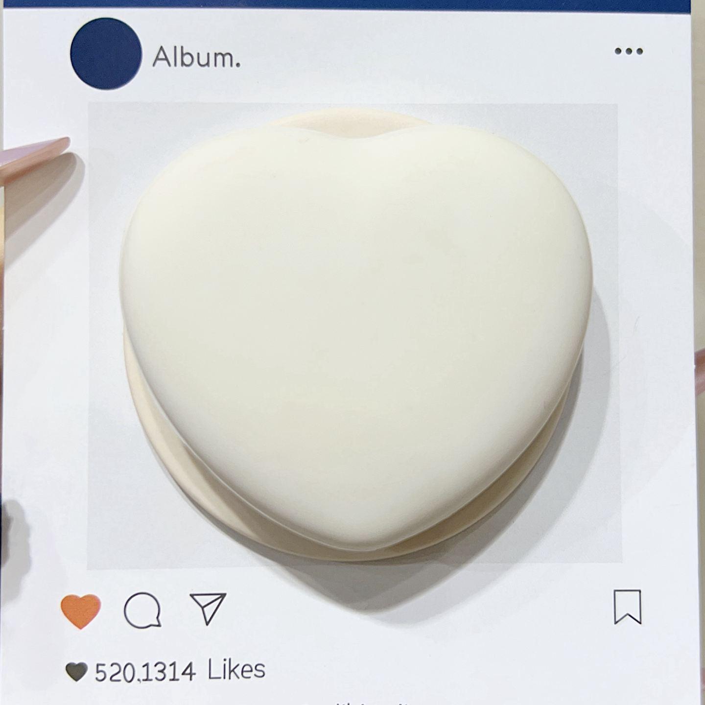 Premium Heart Silicone 3D Magnetic Phone Stand for MagSafe
Premium Heart Silicone 3D Magnetic Phone Stand for MagSafe
