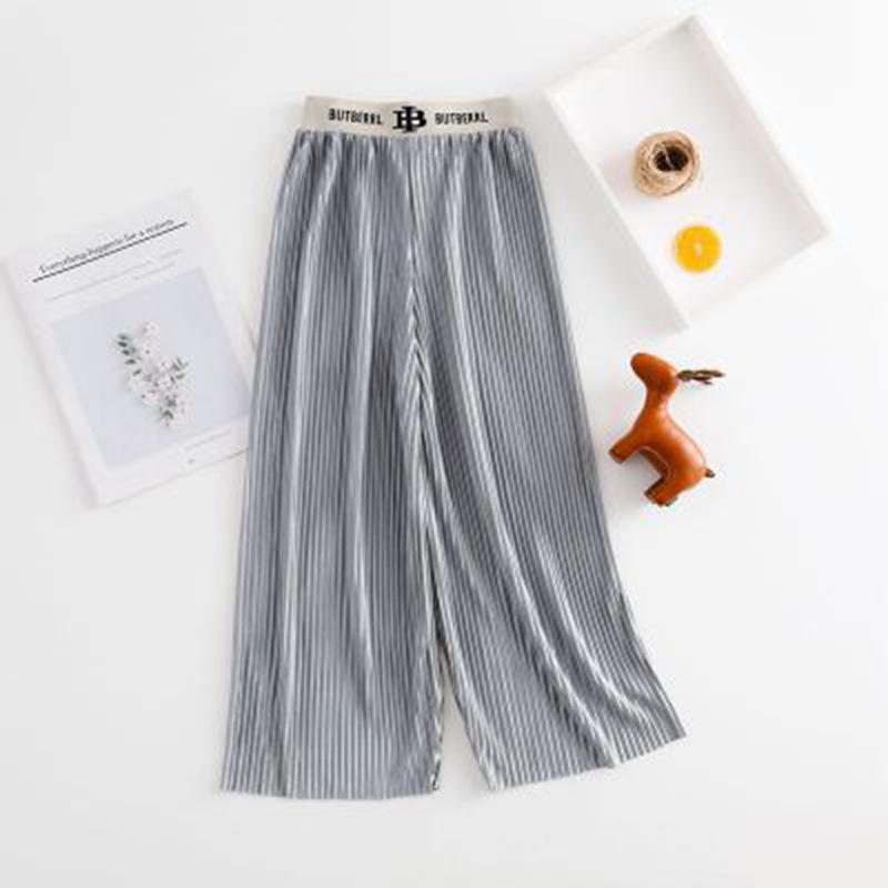 Детские брюки Детские леггинсы широкого покроя для девочек в Корейском стиле Широкие брюки с мятой талией и надписью Солнцезащитные и противомоскитные брюки 160 серый
Детские брюки Детские леггинсы широкого покроя для девочек в Корейском стиле Широкие брюки с мятой талией и надписью Солнцезащитные и противомоскитные брюки 160 серый