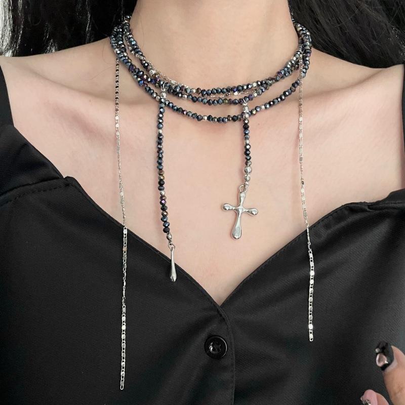 Glass beaded fringed cross multi-layer necklace stacked with high-end exaggerated collarbone chain personalized niche items
Glass beaded fringed cross multi-layer necklace stacked with high-end exaggerated collarbone chain personalized niche items