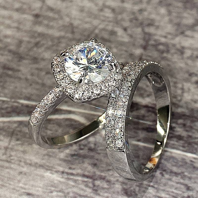Huitan Elegant Women Ring 2Pcs/Set Fashion Party Daily Accessories Inlaid Brilliant Round CZ Noble Versatile Wedding Zircon 7
Huitan Elegant Women Ring 2Pcs/Set Fashion Party Daily Accessories Inlaid Brilliant Round CZ Noble Versatile Wedding Zircon 7